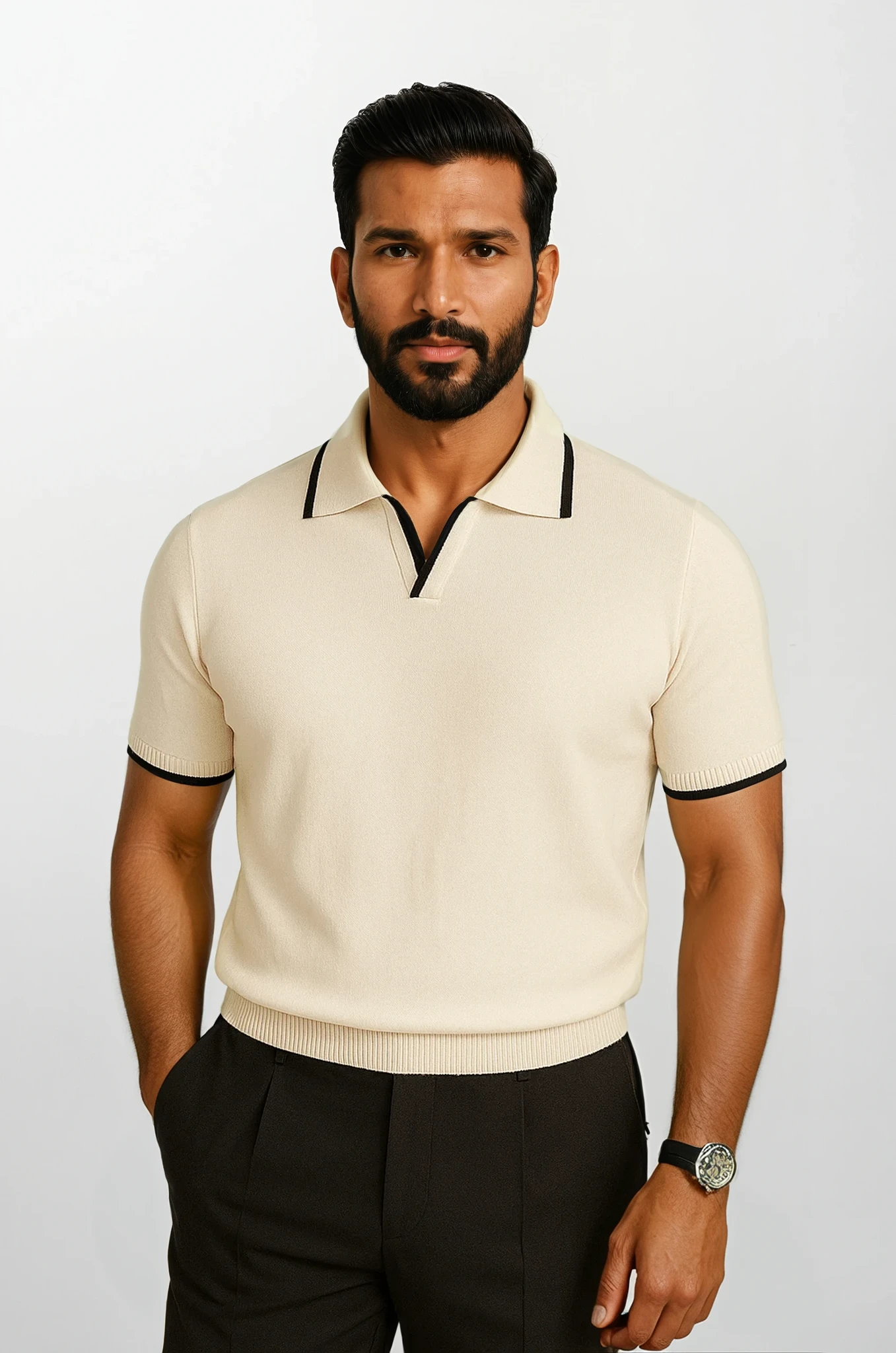 Essential Polo en Maille Manches Courtes avec Bordures Contrastées Weiß