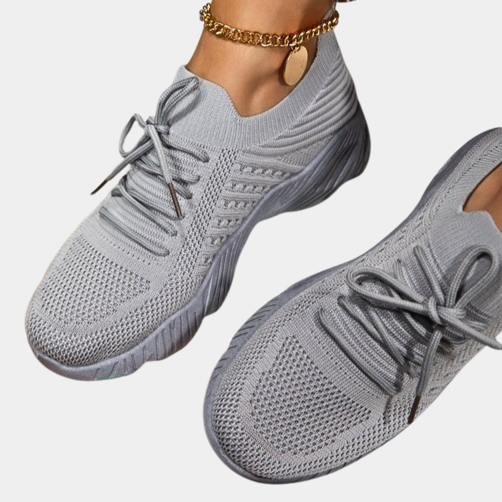 Ademende zomerse damessneakers
